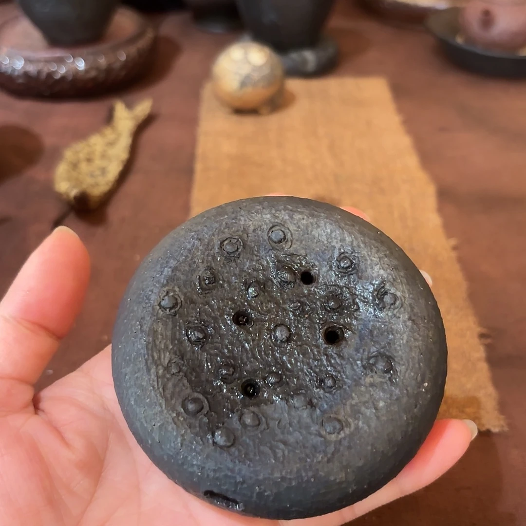 黑淘泥柴烧蓄水盖置 杯托