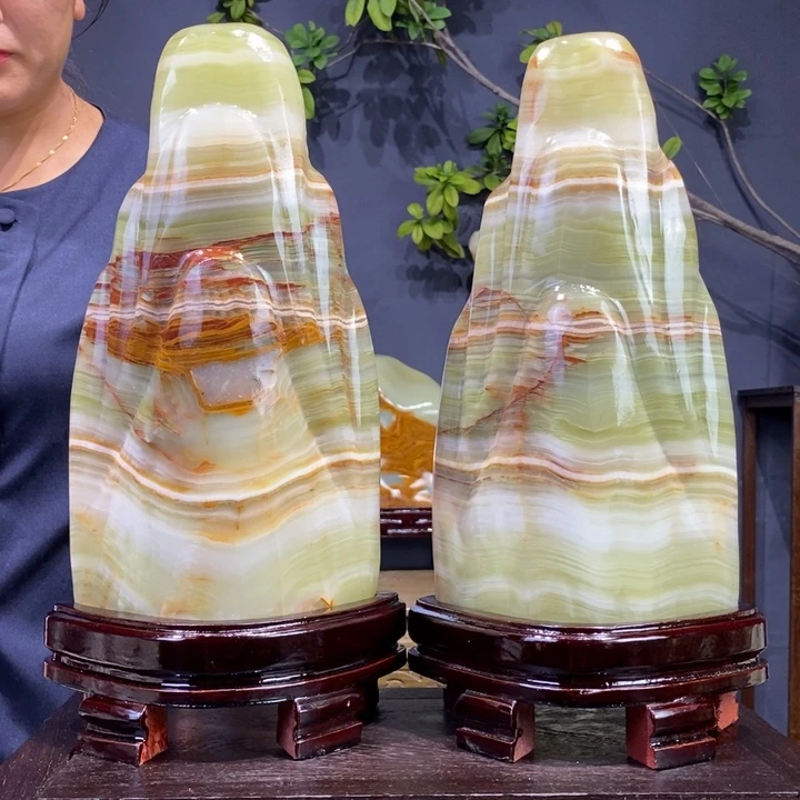 傲***霜石材精品古青石摆件