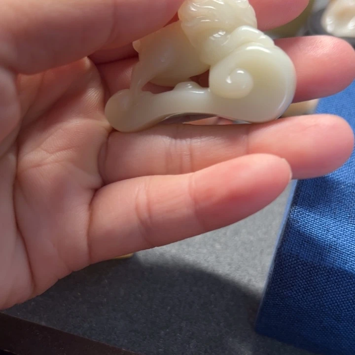 恭****寿山石印石寿山石雕刻工艺品等多个