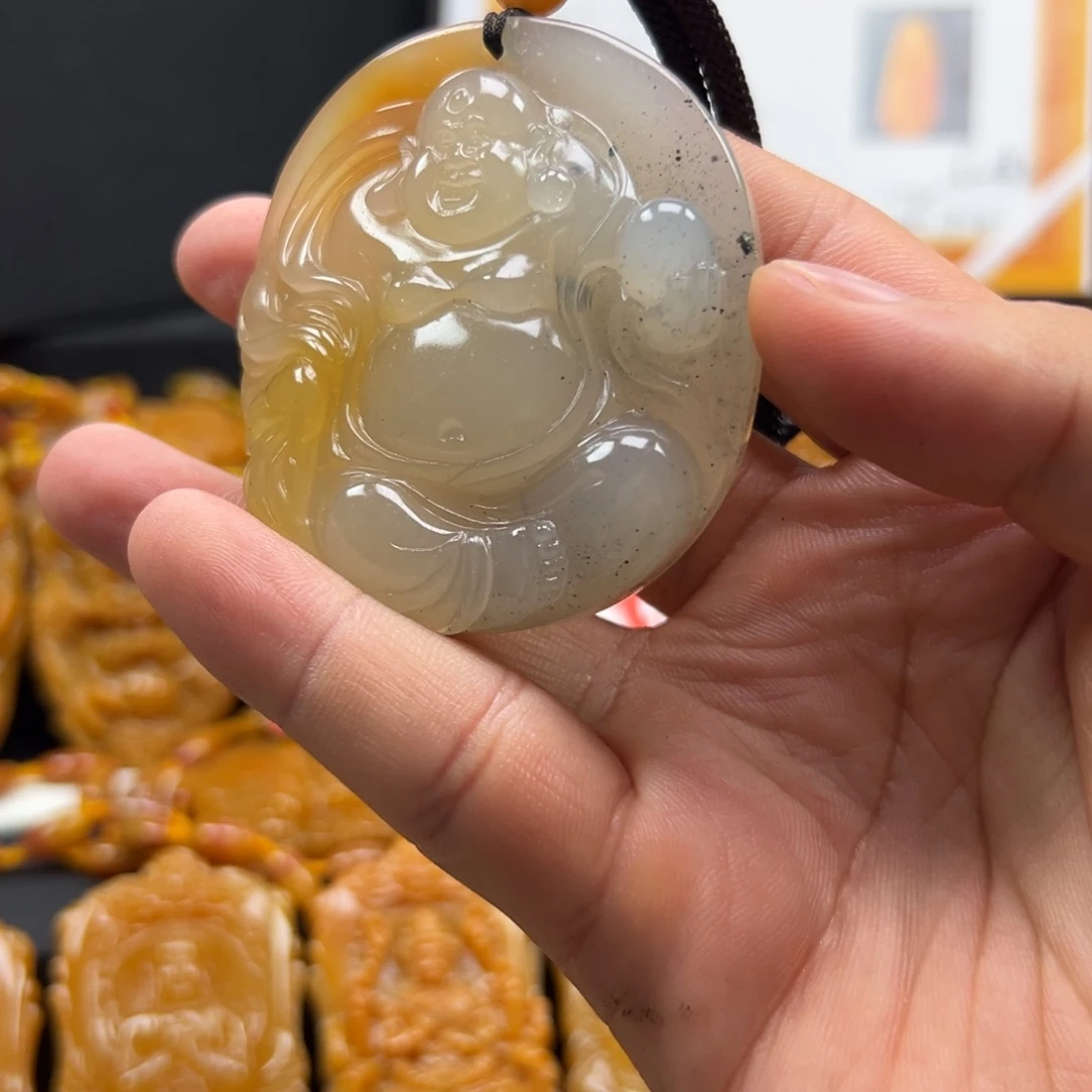 未镶嵌石英质玉（黄龙玉）多样性发货，发其一