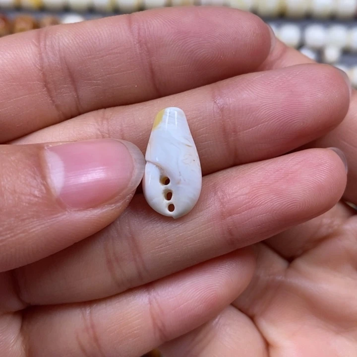 琥珀未镶嵌裸石钳子