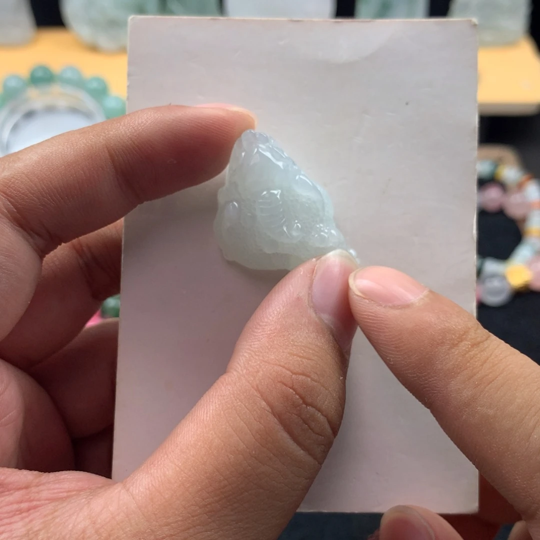 翡翠未镶嵌颈饰00