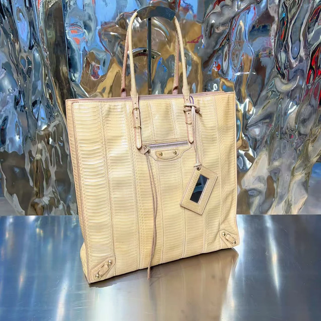 95新 Balenciaga/巴黎世家 奶茶色 手提包 /0000