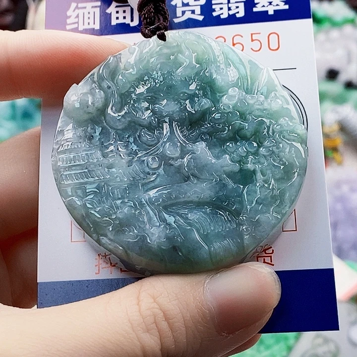 吊坠(不含链)未镶嵌翡翠