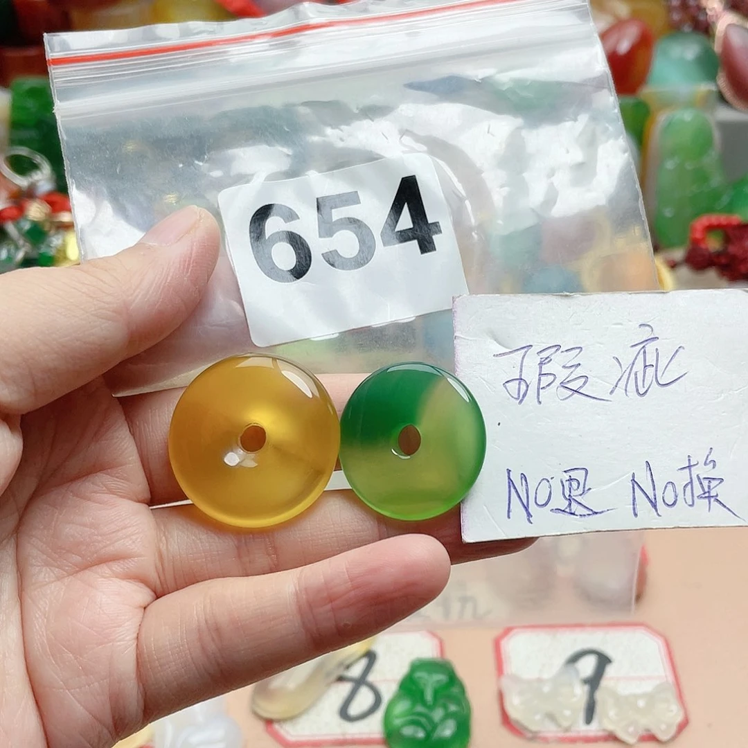 合金颈饰玛瑙/玉髓一***娘