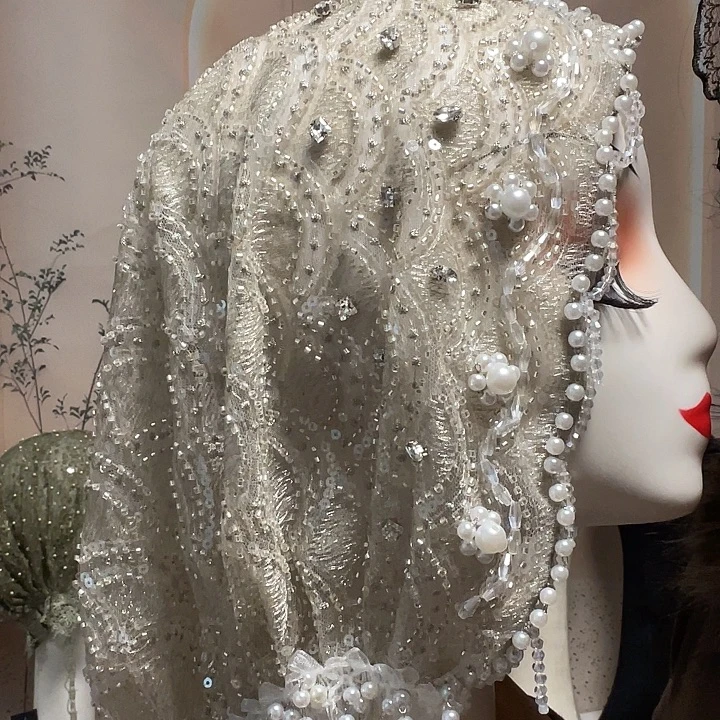 涤纶（聚酯纤维）人物款纱巾