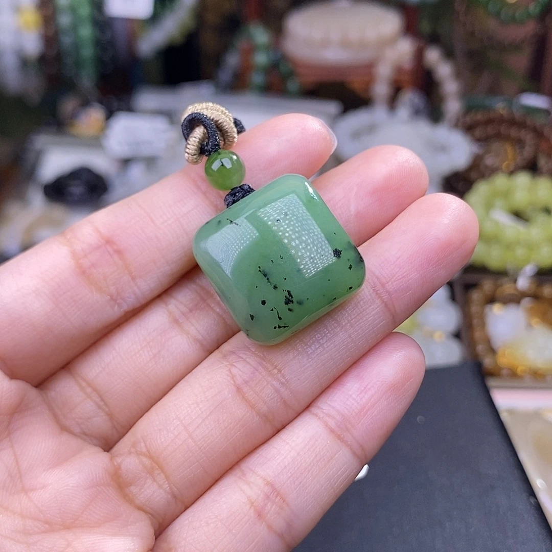 和田玉未镶嵌颈饰乌兰海碧玉吊坠清货