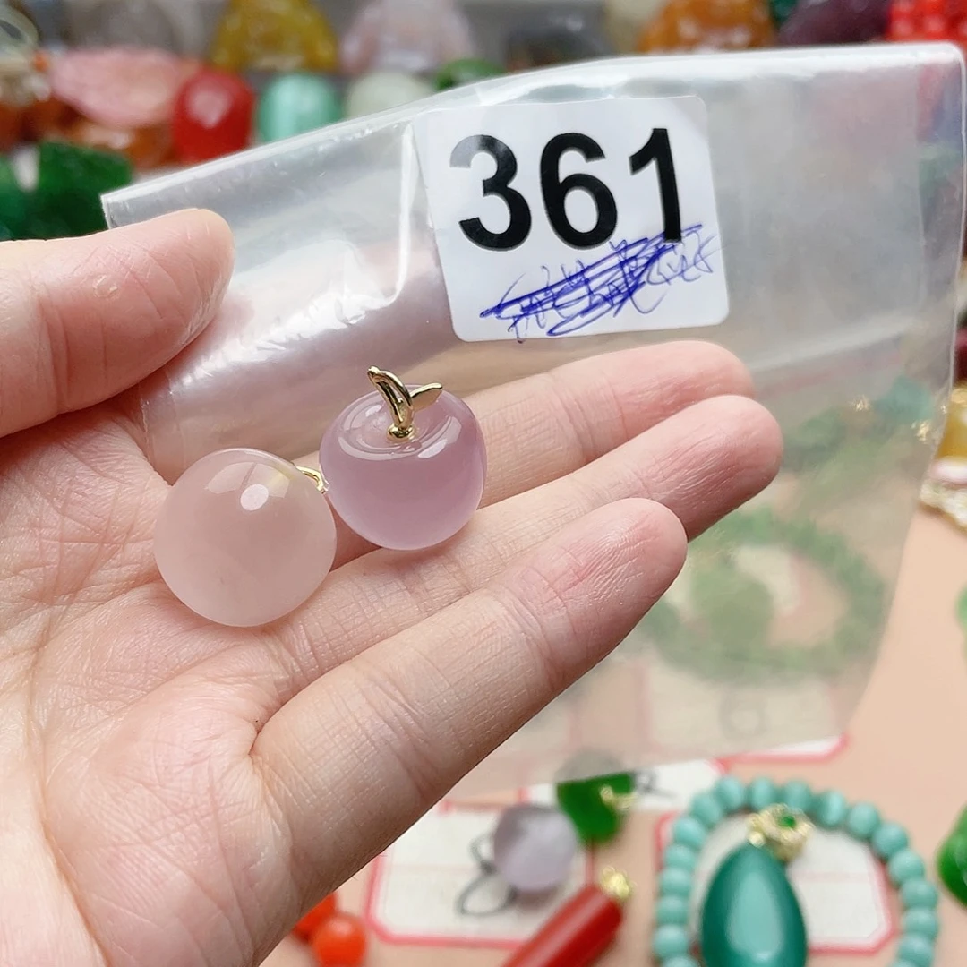 合金颈饰玛瑙/玉髓福**王