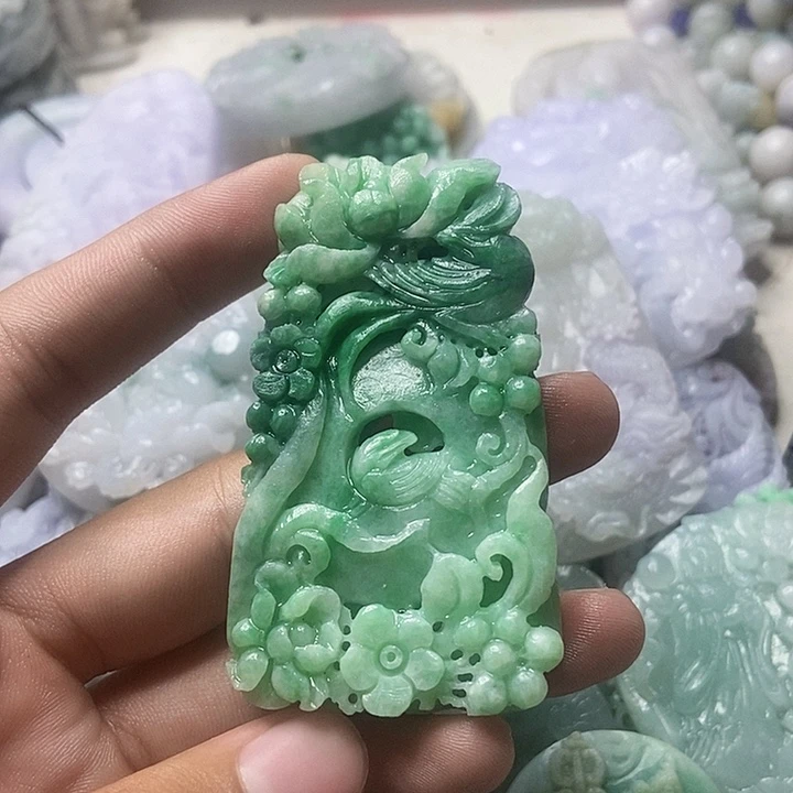 定制翡翠未镶嵌天然翡翠