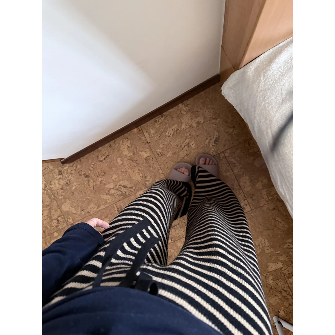 软糯针织条纹阔腿裤女2025秋冬韩系宽松慵懒风高腰垂感直筒拖地裤