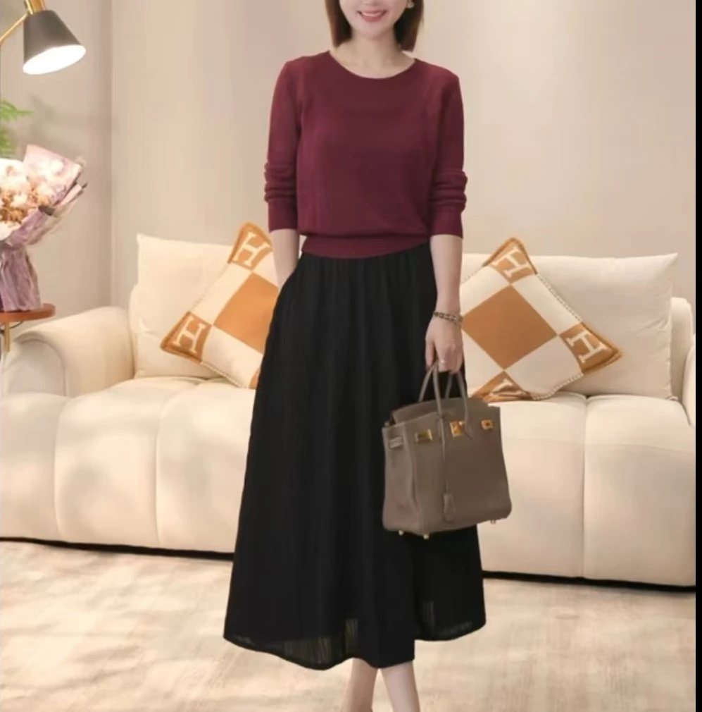 秋季新款时尚长袖针织上衣后背纽扣装饰款