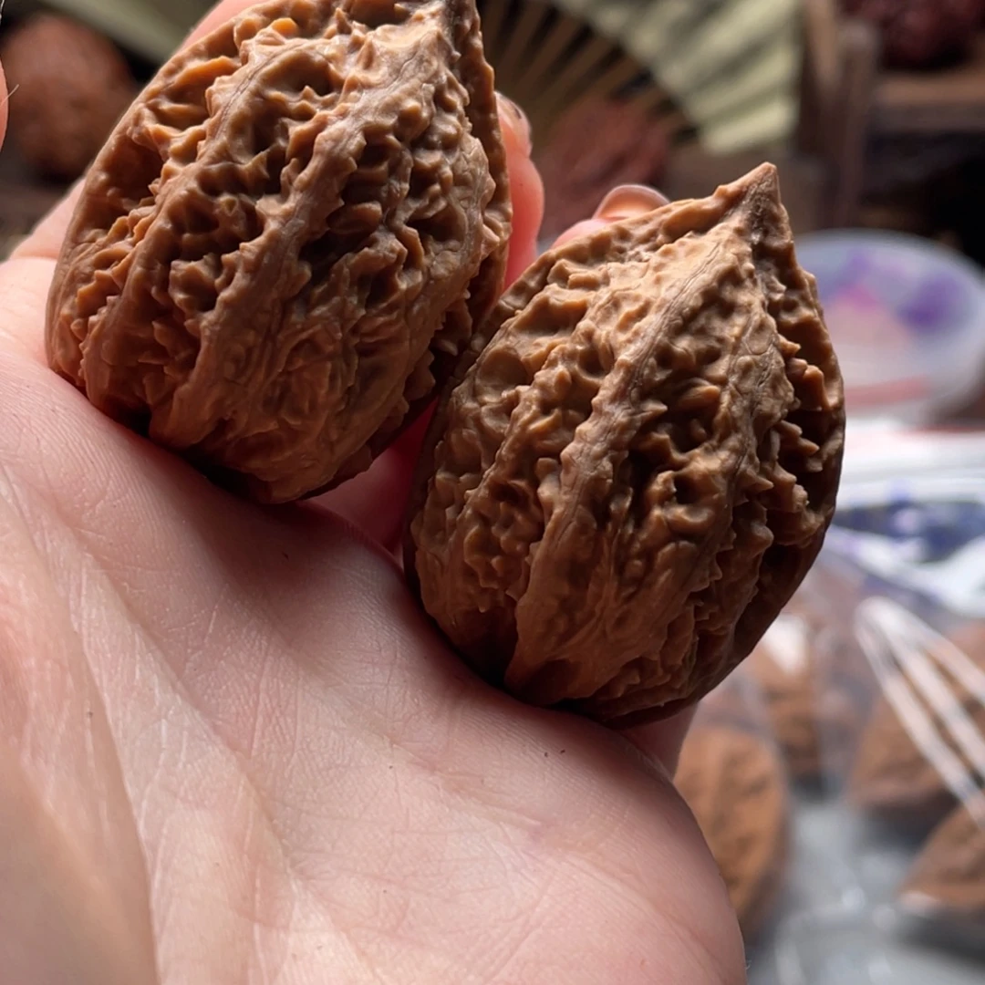 把件文玩核桃楸刀鱼2