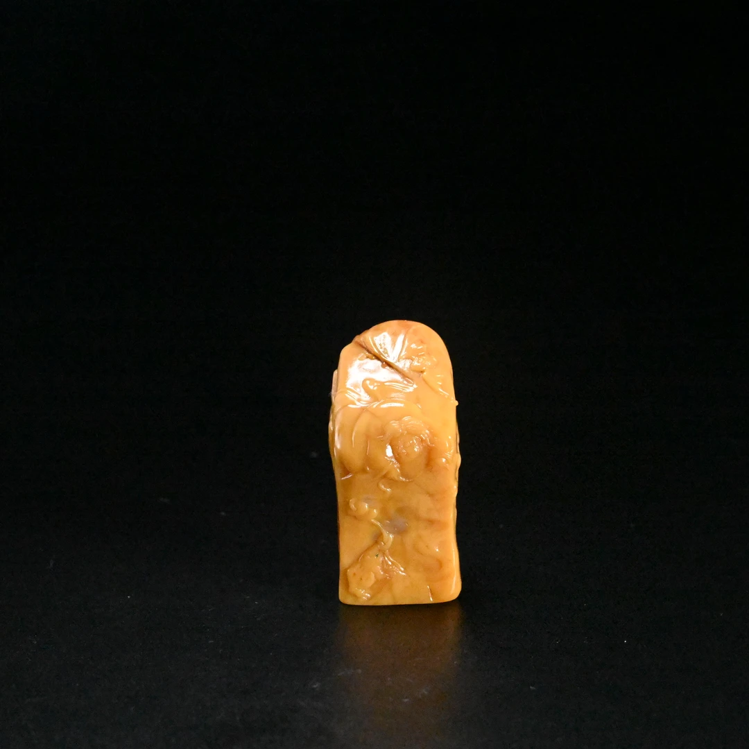 LOT8843田黄石福再眼前 25.1g/保利