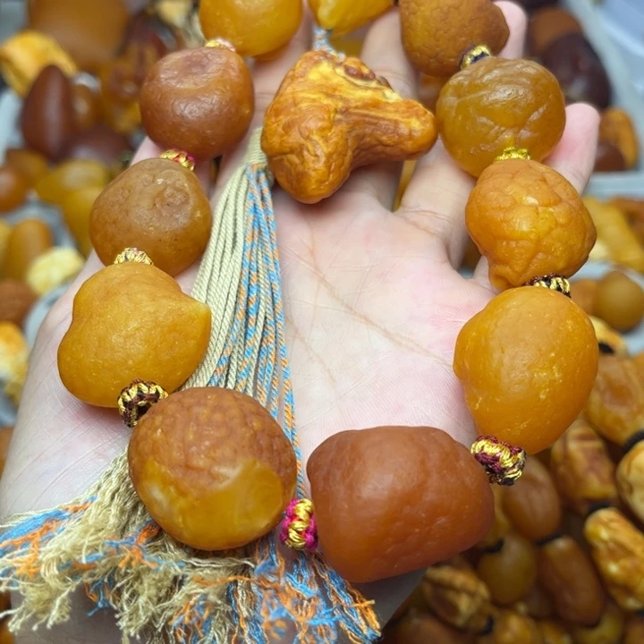 蜜蜡未镶嵌裸石天然蜜蜡