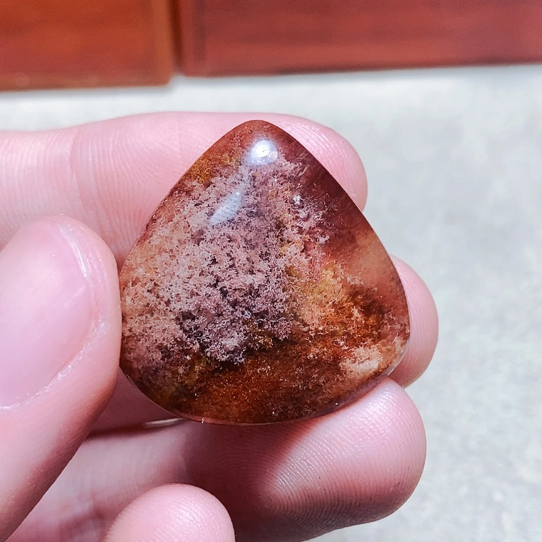 水晶颈饰未镶嵌小**?