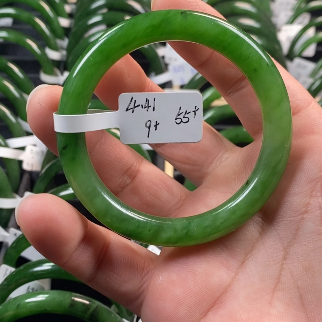 和田玉（碧玉）未镶嵌手镯55