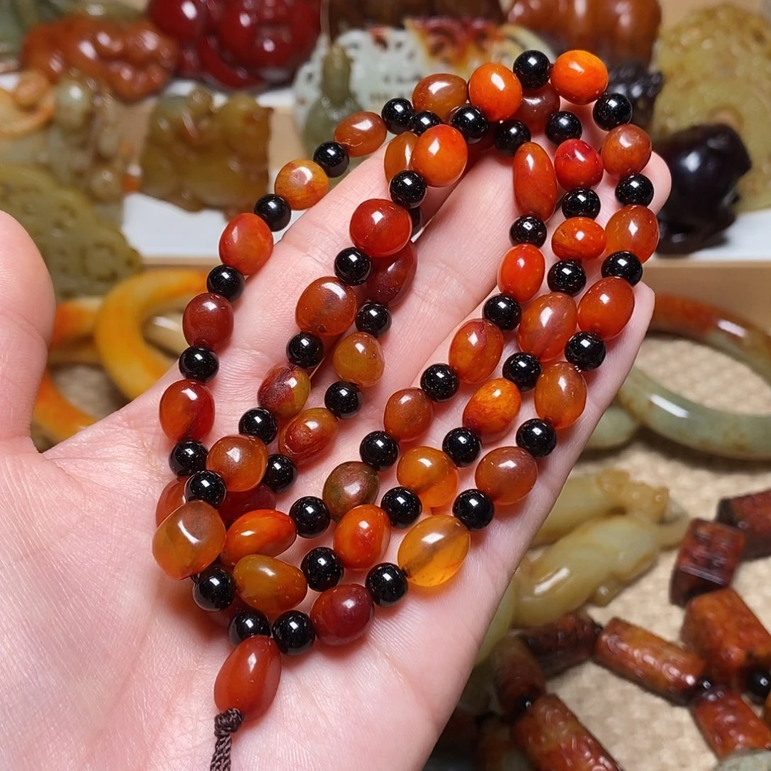 蛇纹石玉未镶嵌颈饰