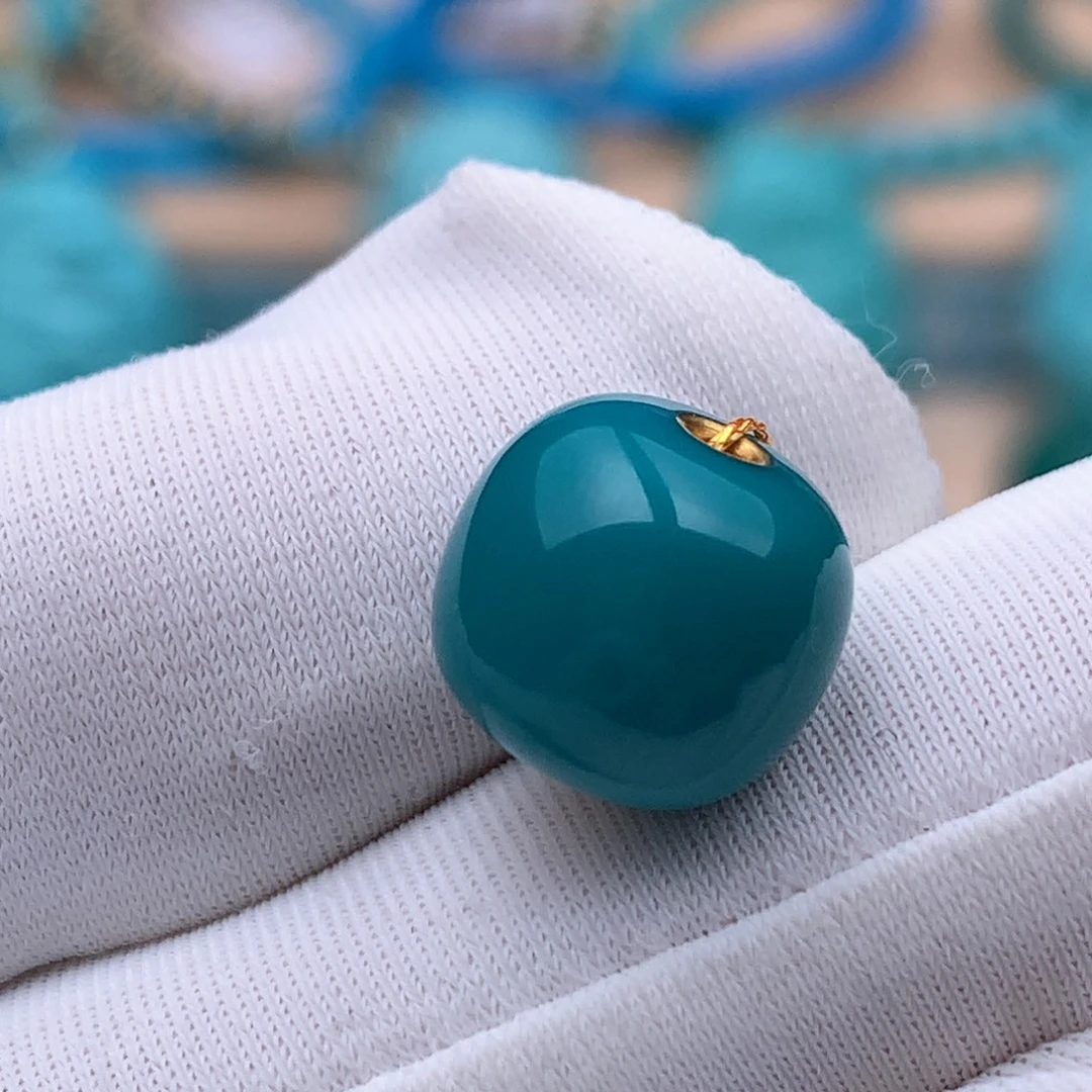 绿松石未镶嵌珠宝奇石10.3*9.3mm