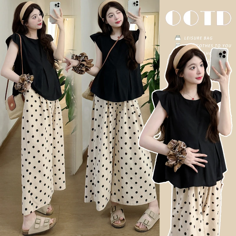 2025年时尚孕妇装夏季洋气小飞袖高级感娃娃衫高腰波点阔腿裤套装