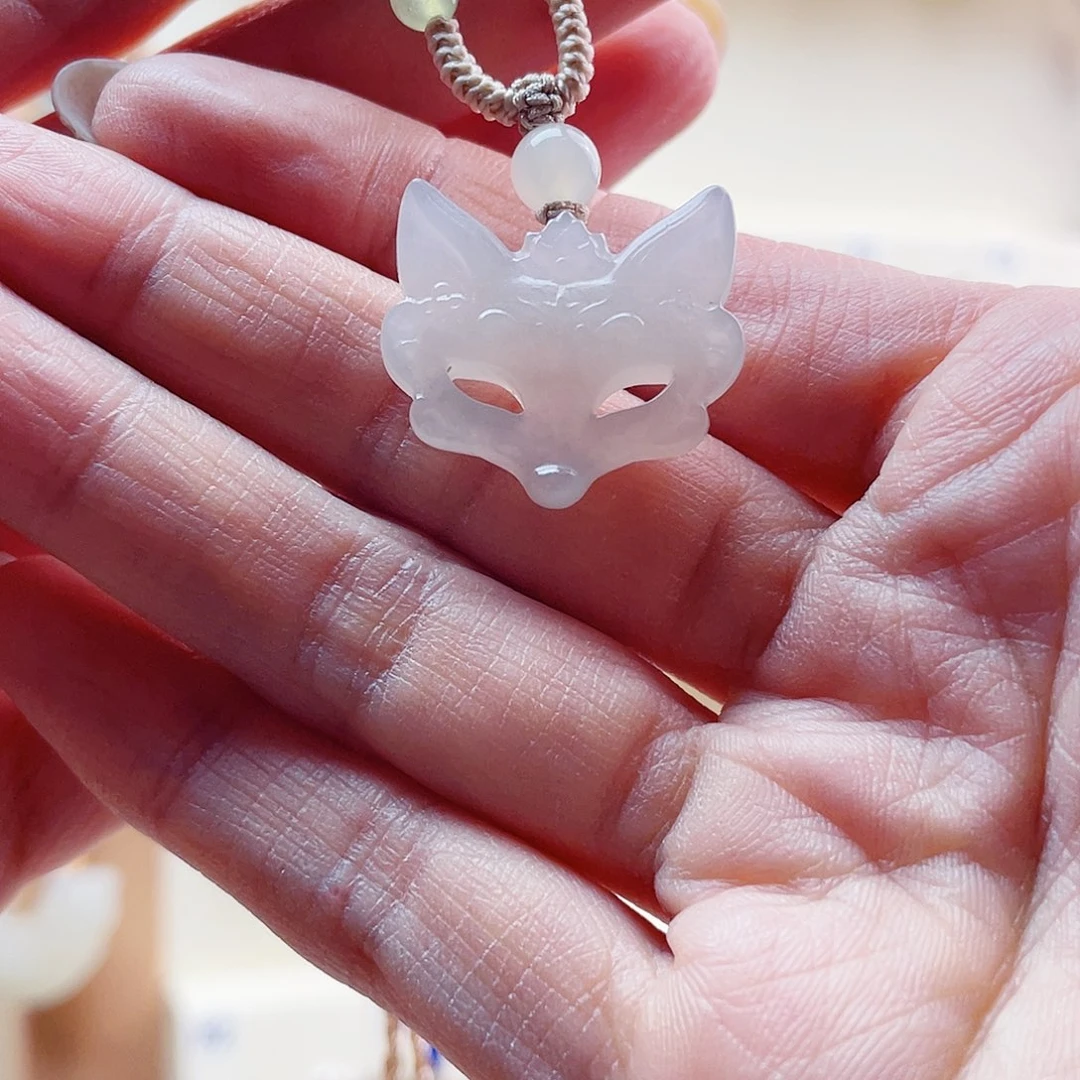 和田玉未镶嵌吊坠(赠链)