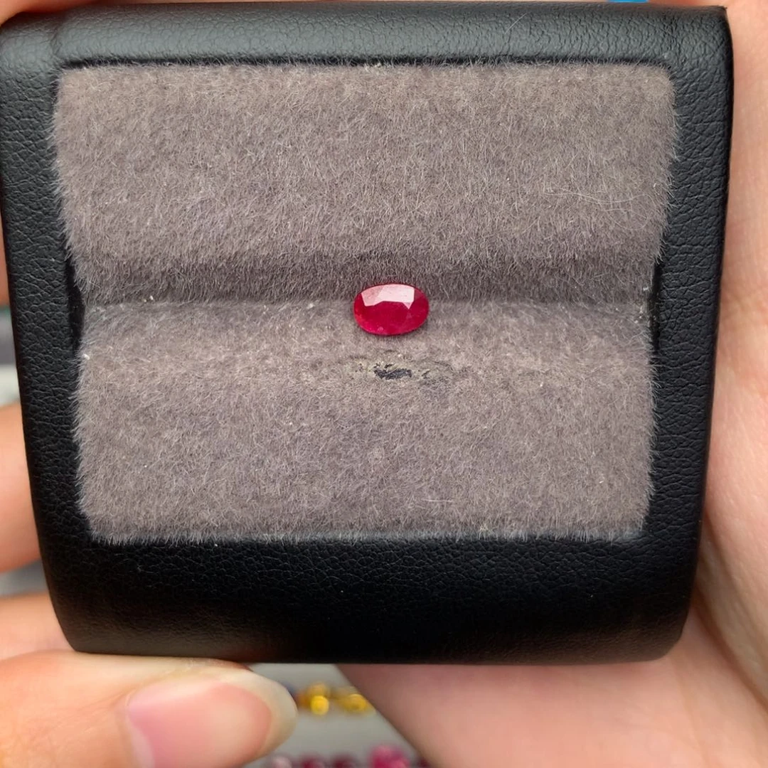 裸石红宝石4×6mm