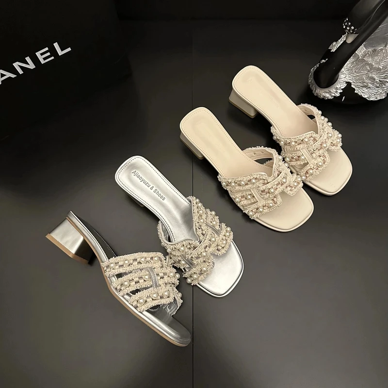 小香风珍珠拖鞋女外穿2025年夏季新款法式粗跟仙女风配裙子凉拖鞋