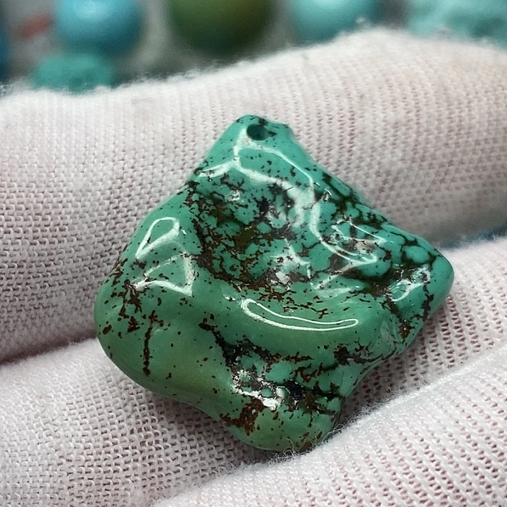 绿松石未镶嵌天然原矿 地大质检