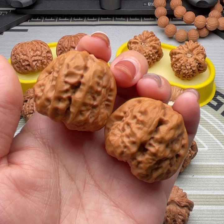 文玩核桃吊坠37蛤蟆头