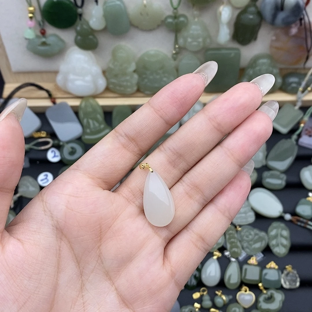 和田玉18K金镶嵌吊坠(不含链)