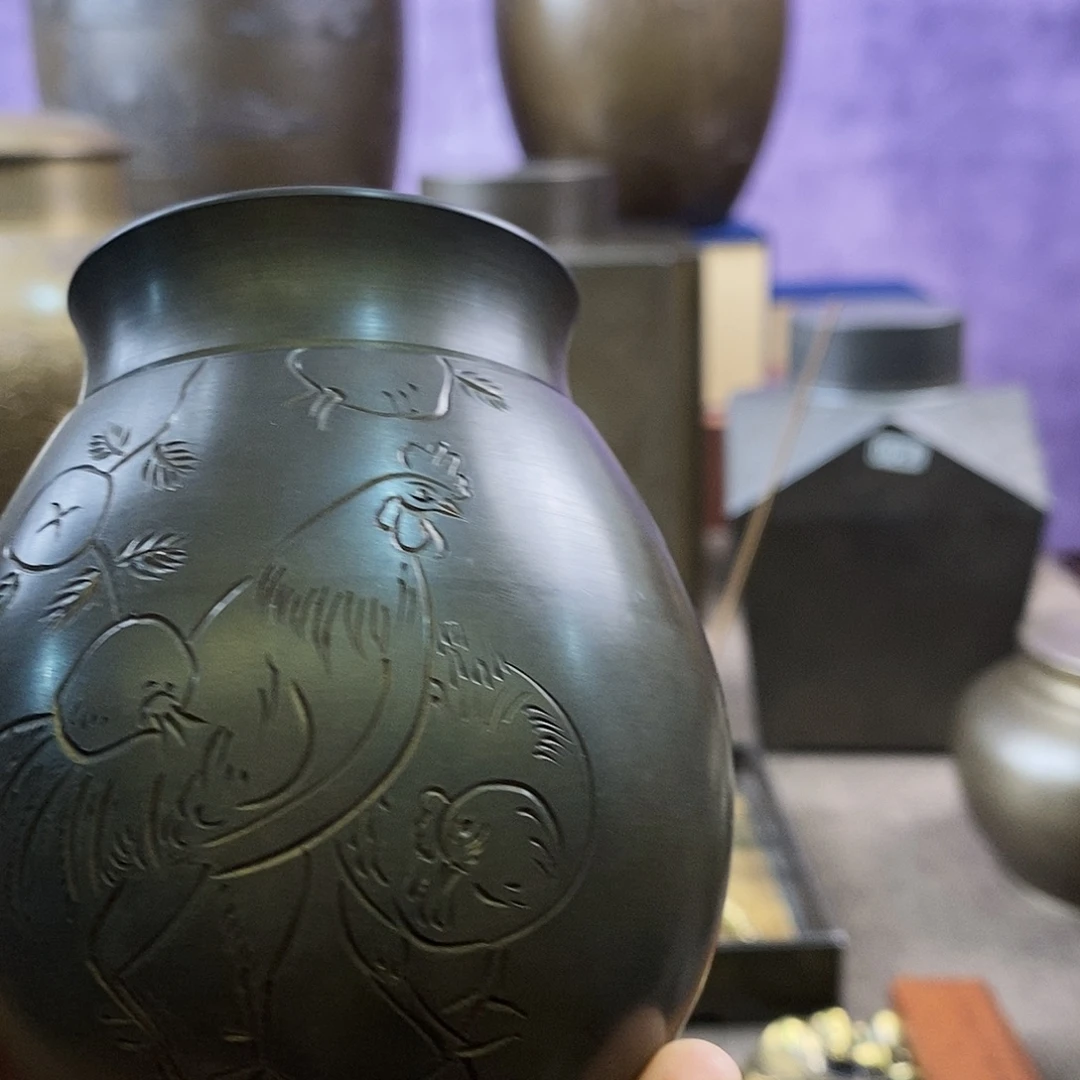 凌***)瓷片哈哈哈哈哈哈哈哈哈哈哈哈