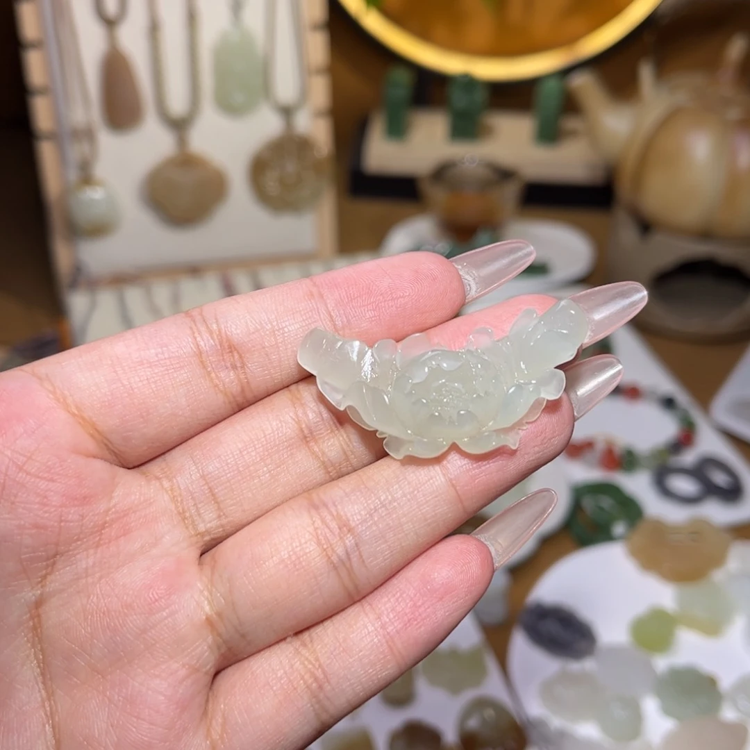 和田玉未镶嵌颈饰糖***包