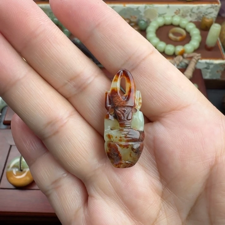 岫岩河磨玉（透闪石质玉）未镶嵌颈饰
