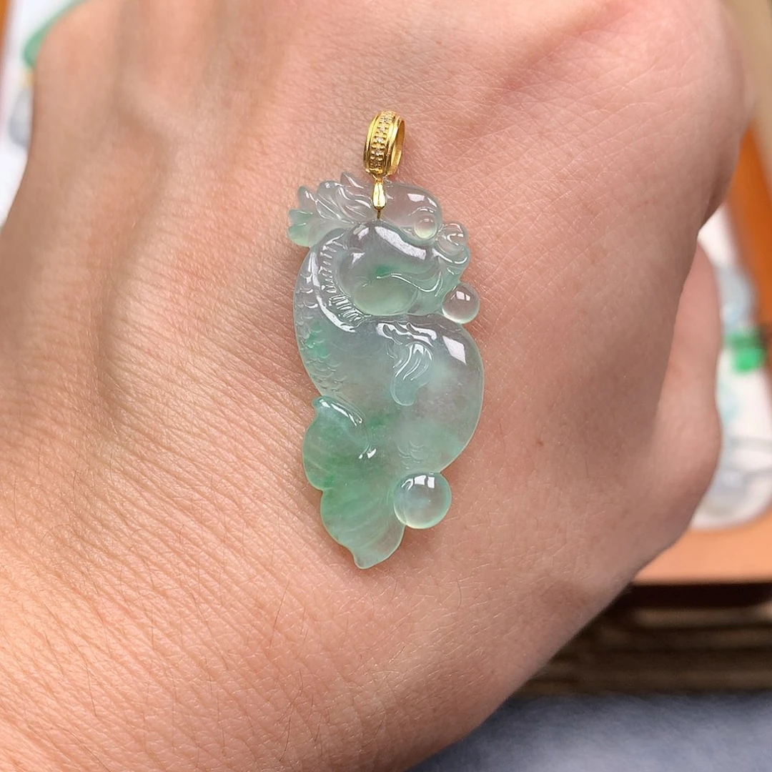 翡翠裸石缅甸天然翡翠A货冰种鱼化龙