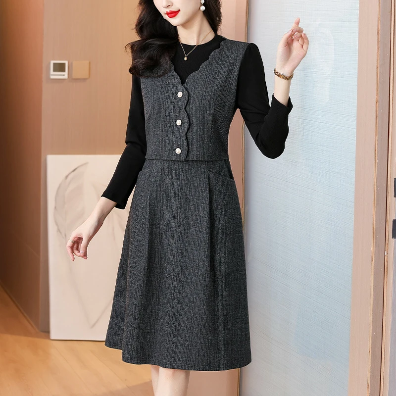 bynz6688假两件长袖纽扣收腰连衣裙2025秋冬气质通勤中长款格纹裙