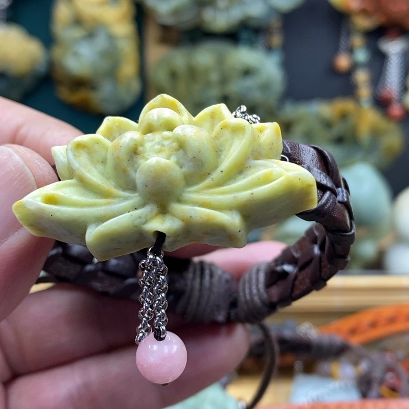 【闪购商品】未镶嵌岫玉手牌