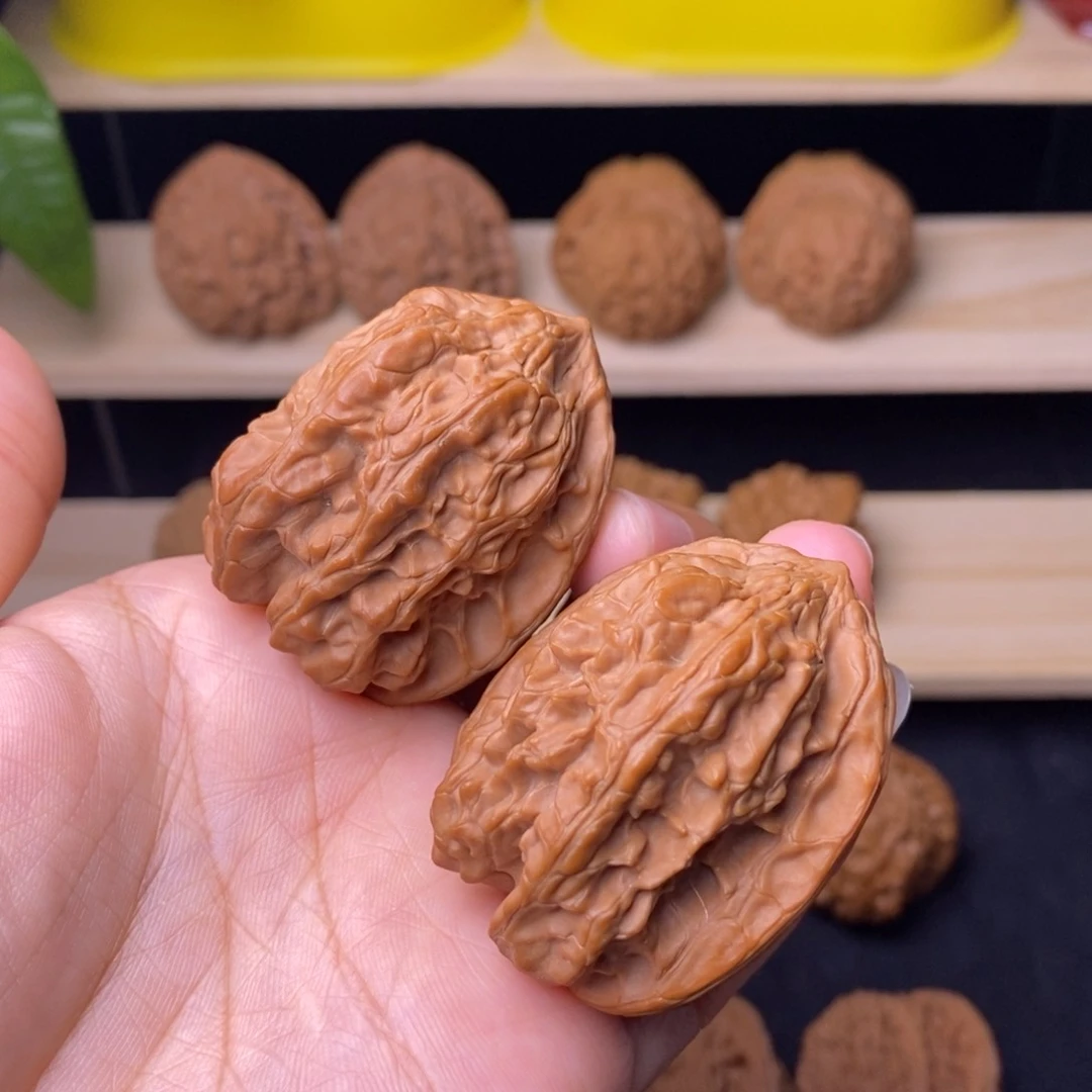 文玩核桃把件36壁虎