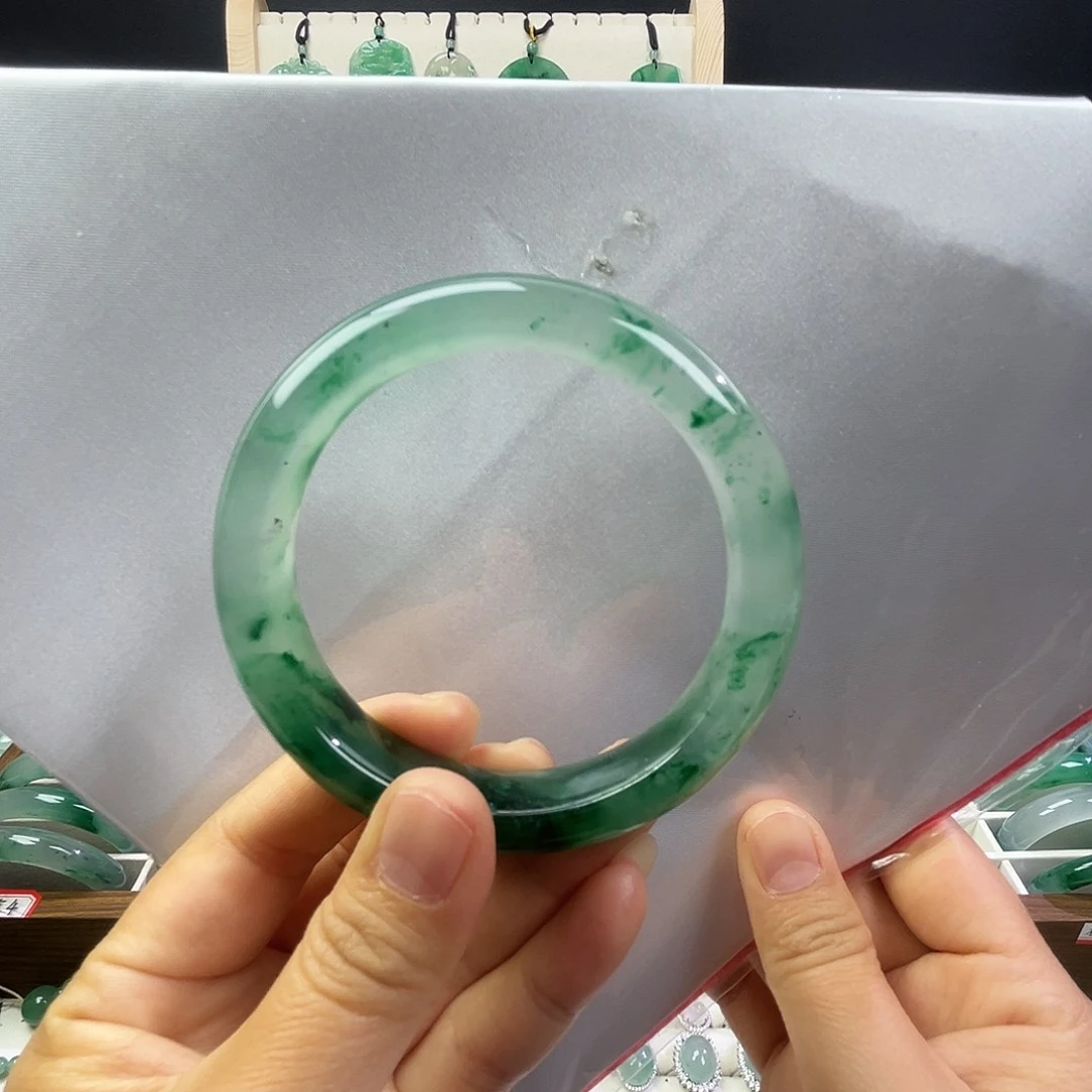 石英质玉未镶嵌手镯59