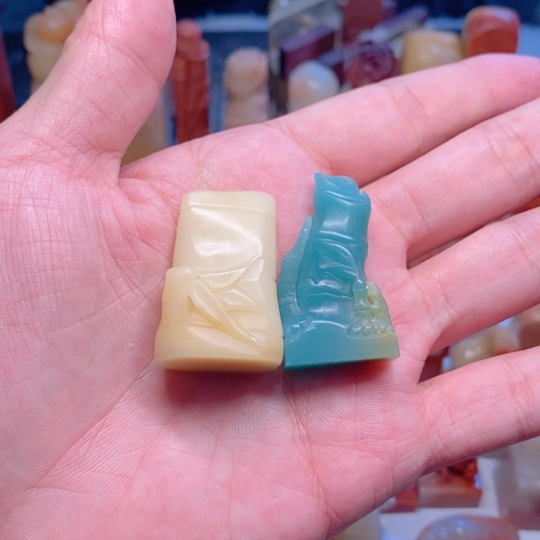 雅安绿印石天*不刻意字