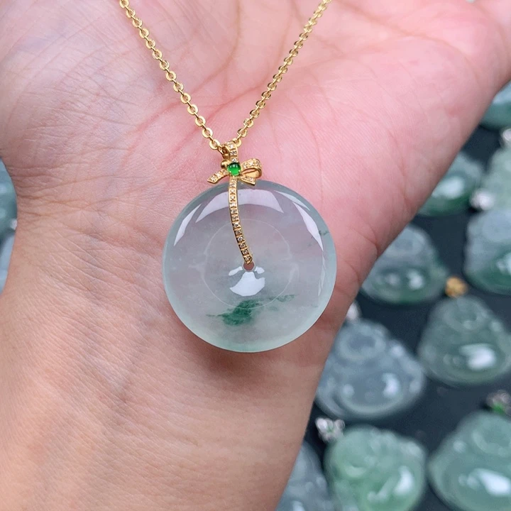 ****贵翡翠18K金镶嵌吊坠(不含链)