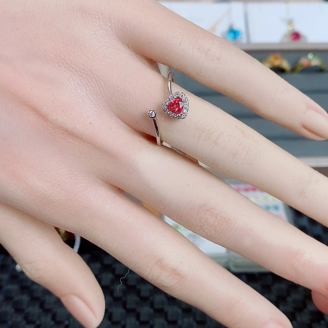 银S925镶嵌碧玺戒指