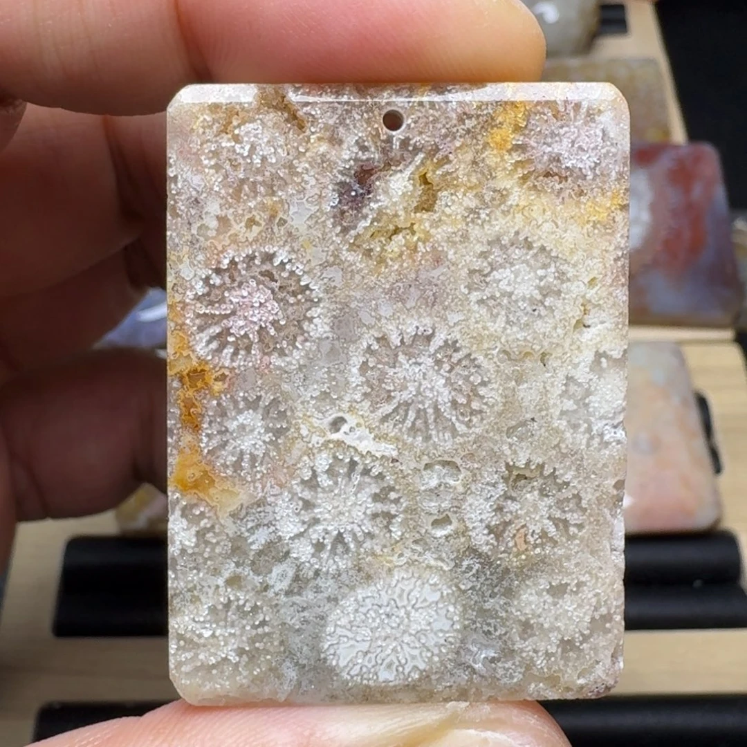 硅化玉未镶嵌纯天然色有机玉石保真色