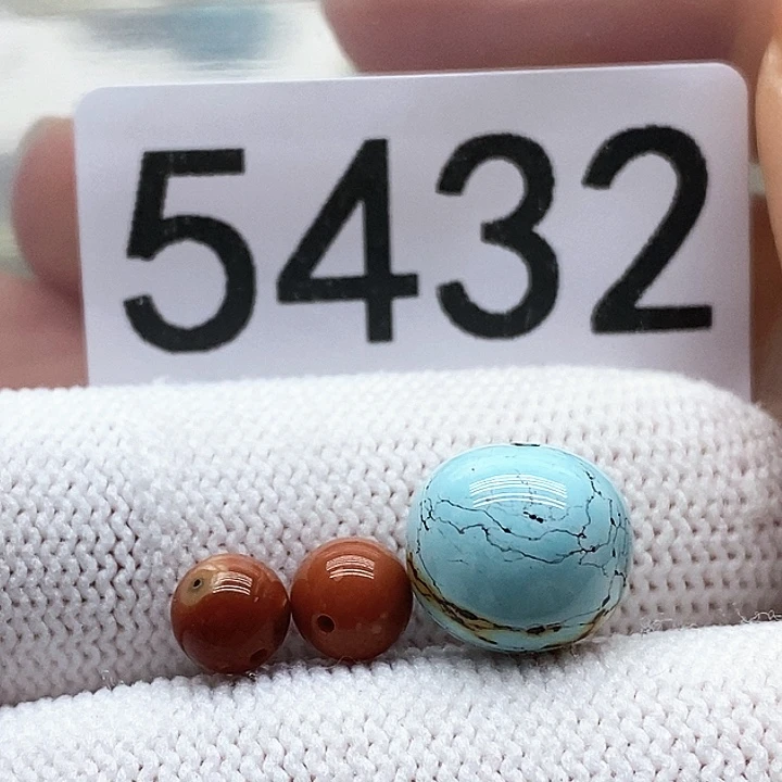 南红玛瑙未镶嵌颈饰