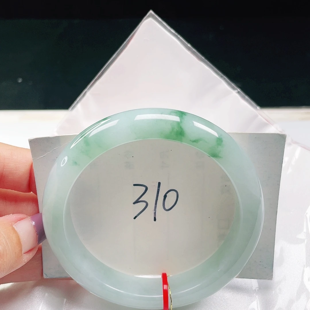 翡翠未镶嵌手镯缅甸翡翠61+