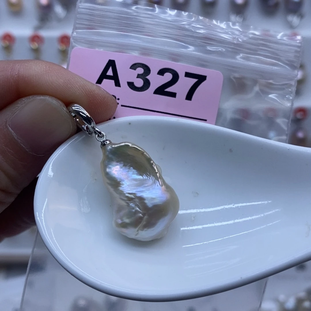 未镶嵌颈饰淡水珍珠