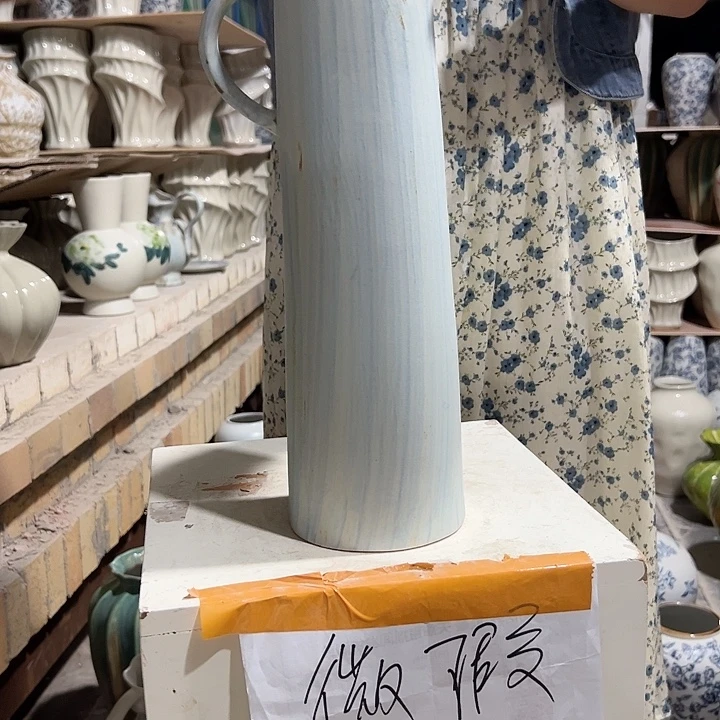 景德镇陶瓷花瓶微瑕介意勿拍