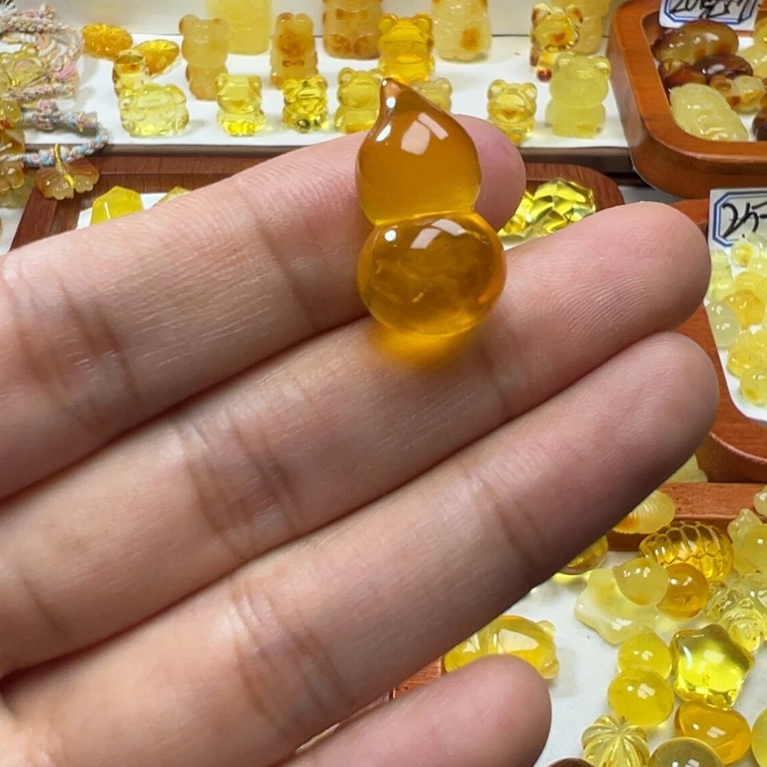 琥珀吊坠(不含链)未镶嵌L**u