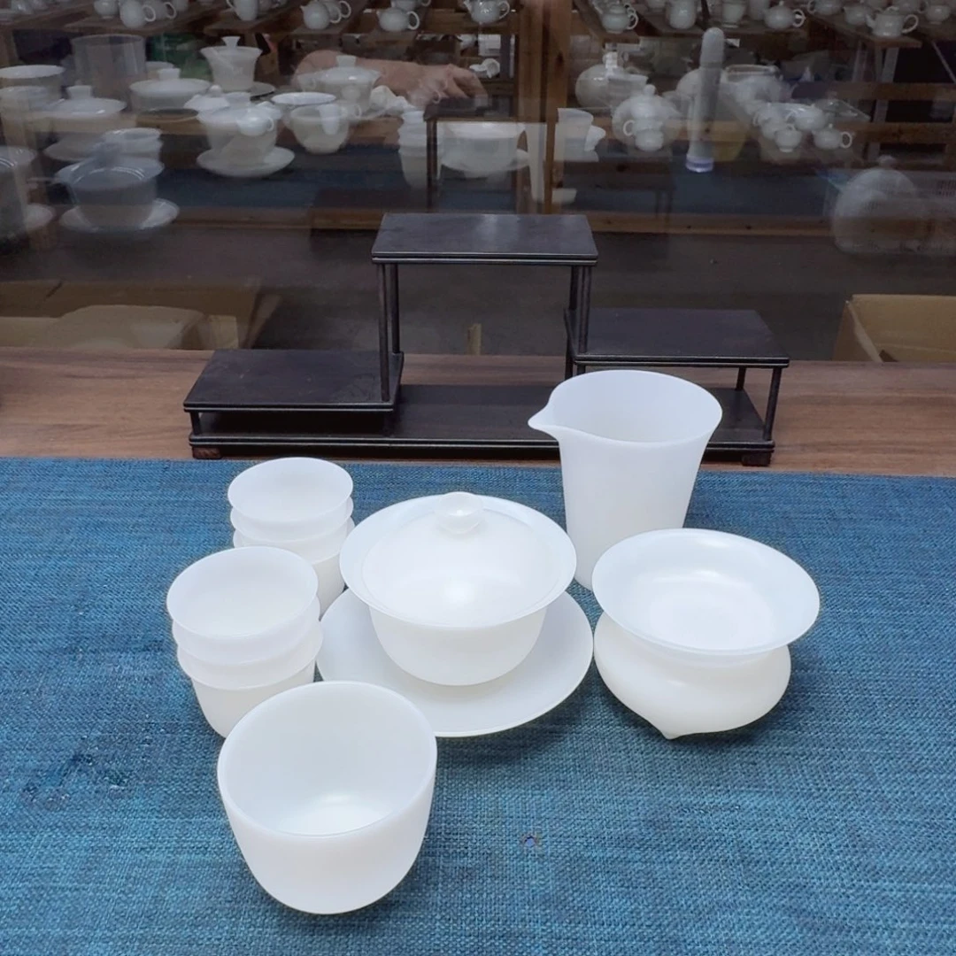 元宝素烧薄胎璞玉