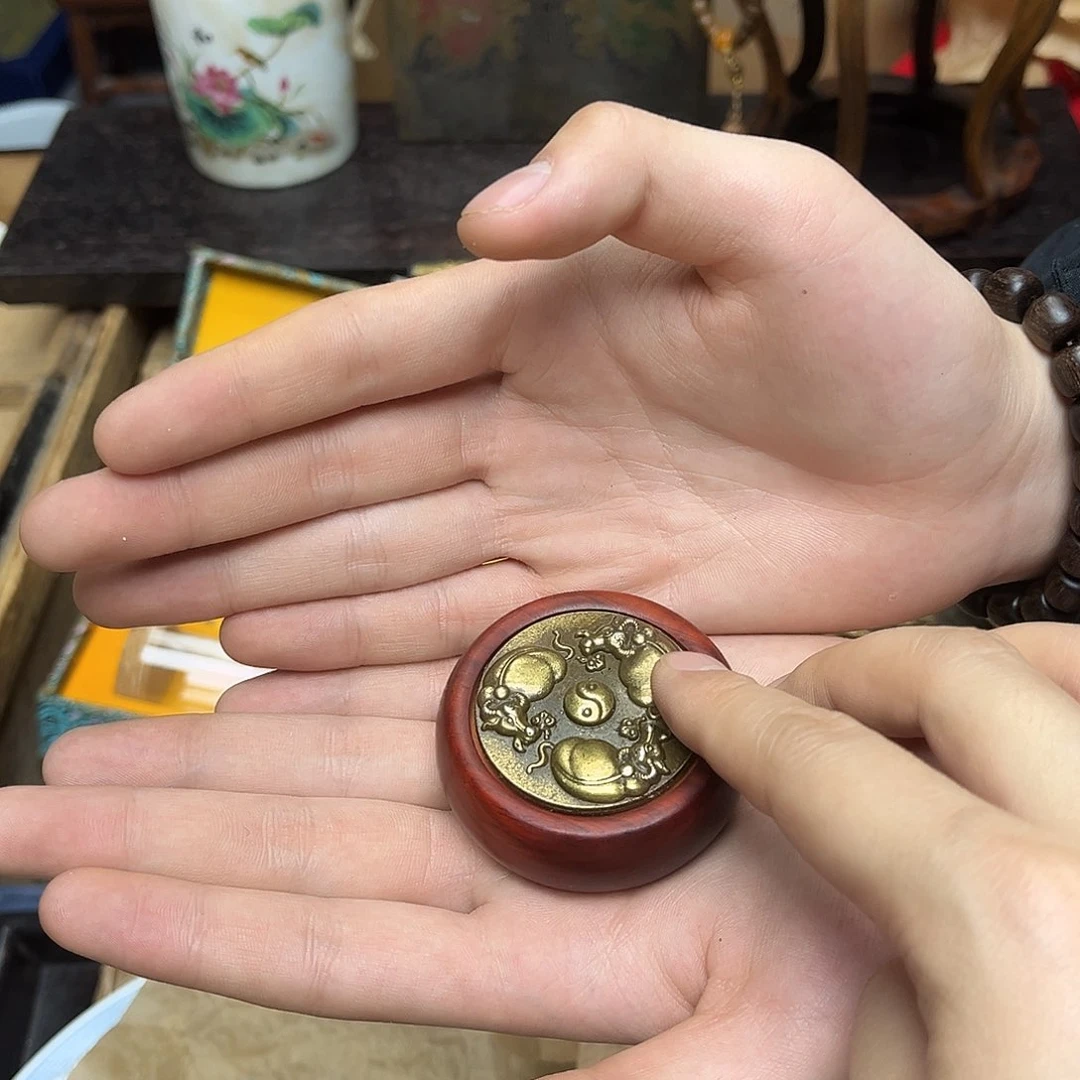 大叶紫檀（黑酸枝木类）