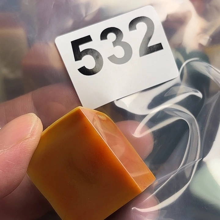 老挝石精美老挝田黄章