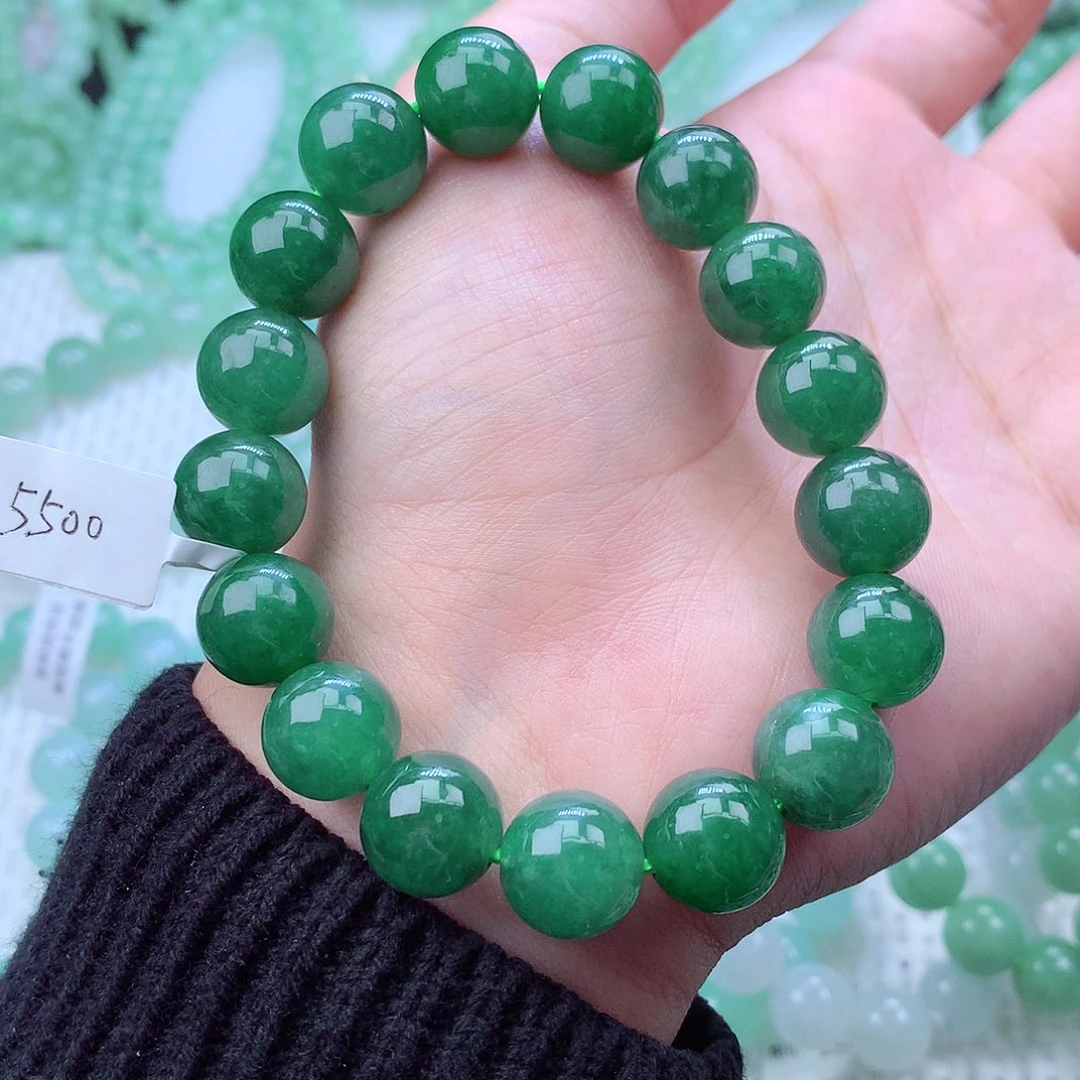 赖***宝翡翠未镶嵌毛衣链